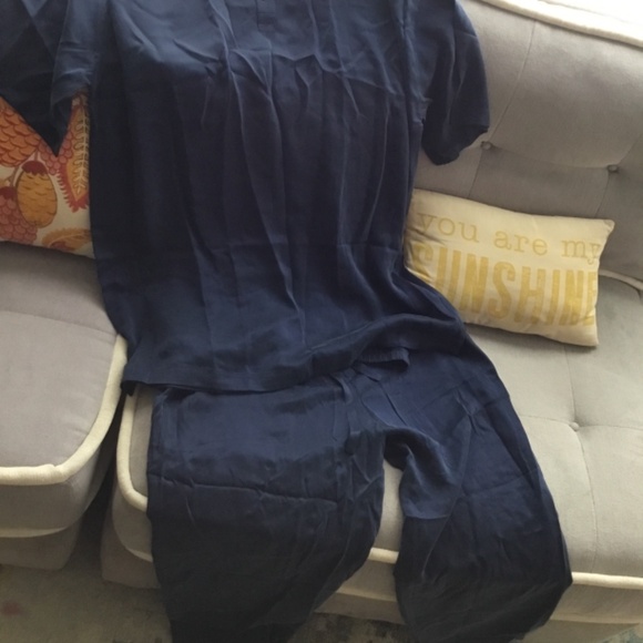COPY - Lunya Men's Navy Washable Silk sleep scrubs Set L - Picture 2 of 3